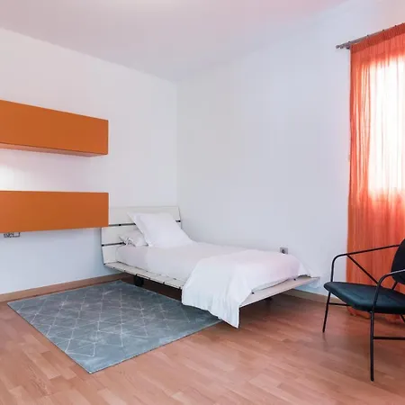 Homeforguest With Sea Views, Pool, Gym, Cinema And Proaudio Santa Cruz de Tenerife