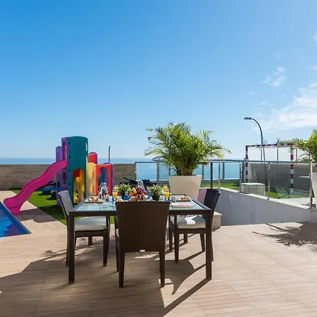 Homeforguest With Sea Views, Pool, Gym, Cinema And Proaudio * 산타크루스데 테네리페